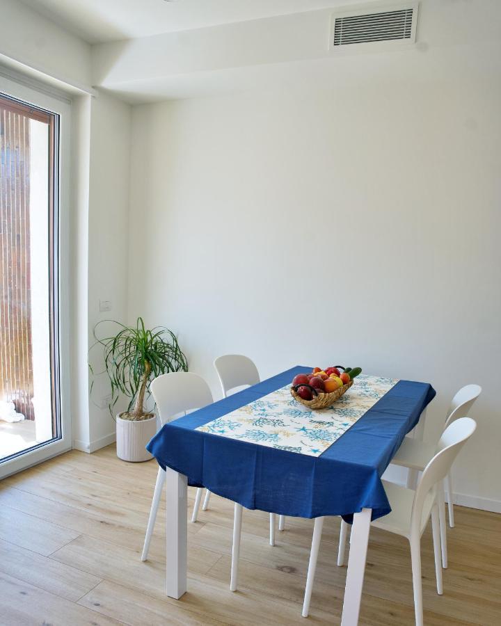The Blue - Lake / City View Modern Apt Near Villa Olmo Комо Екстериор снимка