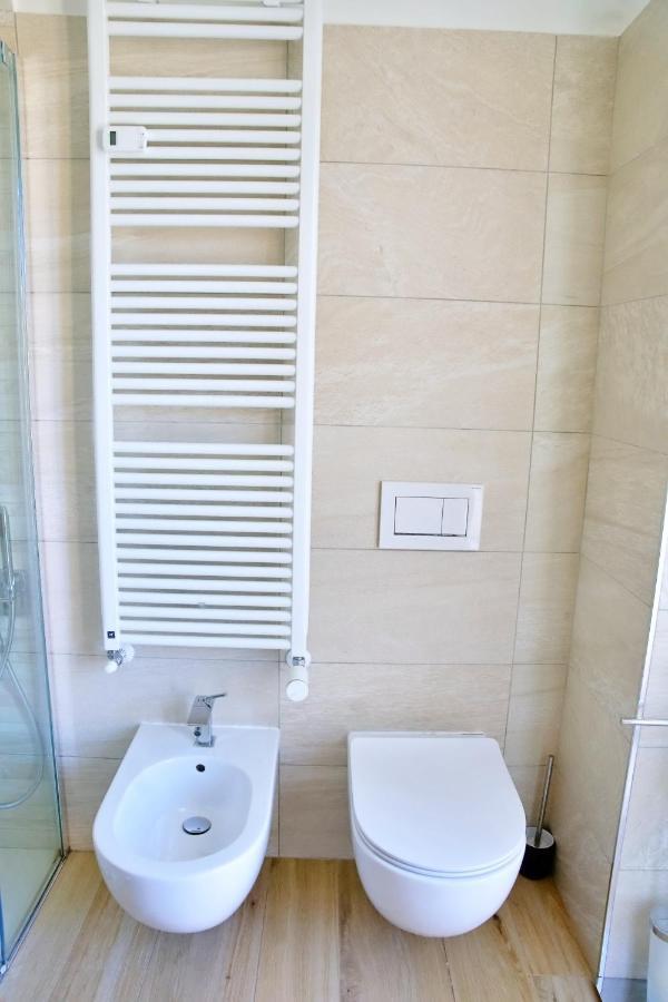 The Blue - Lake / City View Modern Apt Near Villa Olmo Комо Екстериор снимка